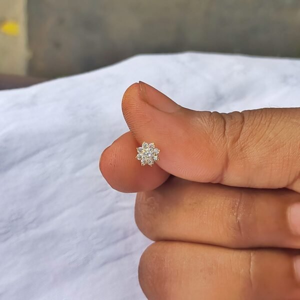 Nosepin |  Sonaton   gold & 9 Zircon Stone
