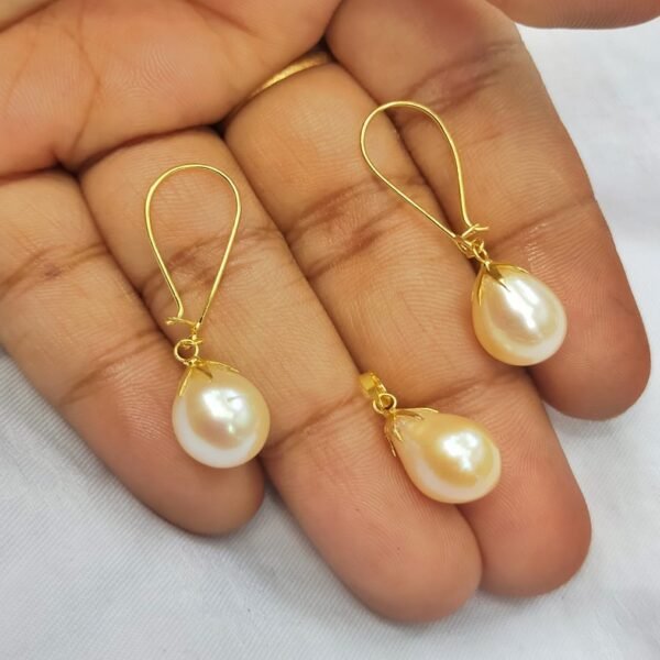 Earrings & pendant|  Sonaton   gold & pearl